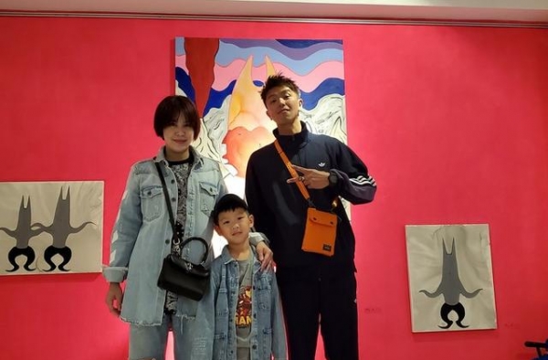 5岁儿子问：小鬼叔叔怎么了 画图说bye 黄小柔一看哭不停