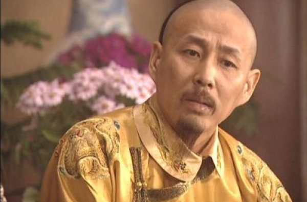 她是陈道明一生的痛，刚拿影后就患重病，为生子放弃化疗去世