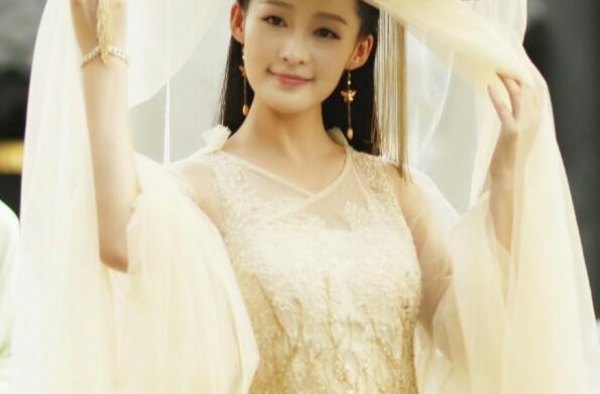 《楚乔传》中李沁的五款造型，黑化过后最惊艳