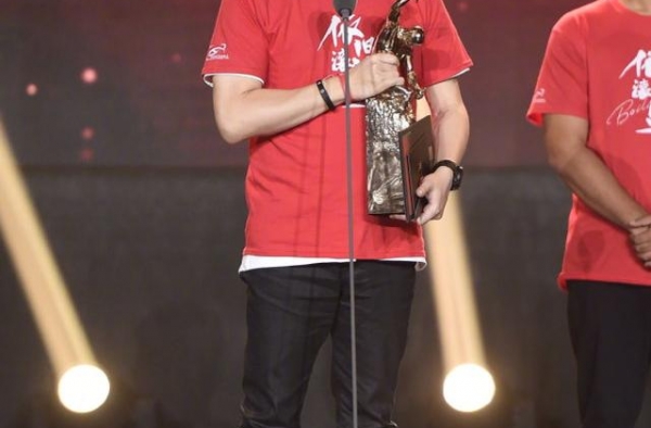 导协表彰大会获奖名单出炉：千玺无缘年度男演员，周冬雨战胜4人