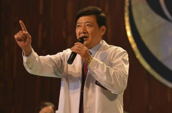 《我不是药神》细思极恐的事情，张长林卖仿制药一年不到就出事了