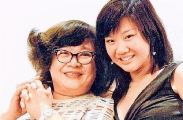 沈殿霞女儿晒男友视角美照，身材丰满超自信，还有千万遗产未继承