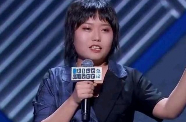 李雪琴：北大学霸，脱口秀才人，为何她的段子却总令人觉得难过？