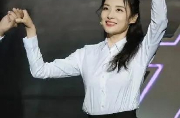 52岁周涛身材状态让网友佩服不已：不要让“伪自律”毁了你