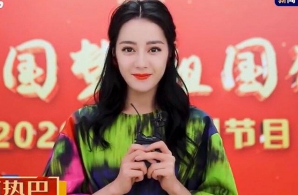 央视镜头下的女明星