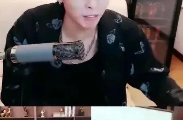 哲家军买洲家珍爱？小洲自曝小号看阿哲！两大久伴神豪弃菲儿而去