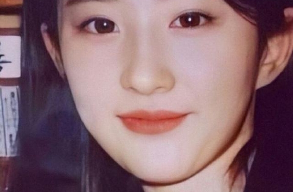 说刘亦菲没演技我不跟你掰扯，但你要说她不美，我是绝不服气的