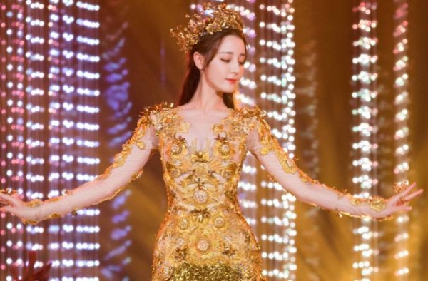 金鹰女神8位候选人公布！杨紫遗憾被淘汰，宋茜谭松韵呼声高