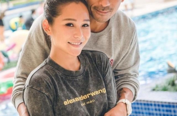 洗米华情人刘碧丽复出！写专栏当女强人，她和正室的战争还没结束