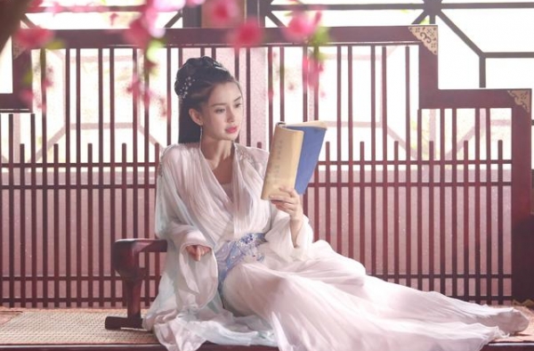 “一集都看不下去”的烂剧，张一山热巴各一部，全看过的是大神