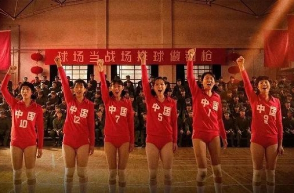 改名、删减、提前档……《夺冠》之路究竟有多难？
