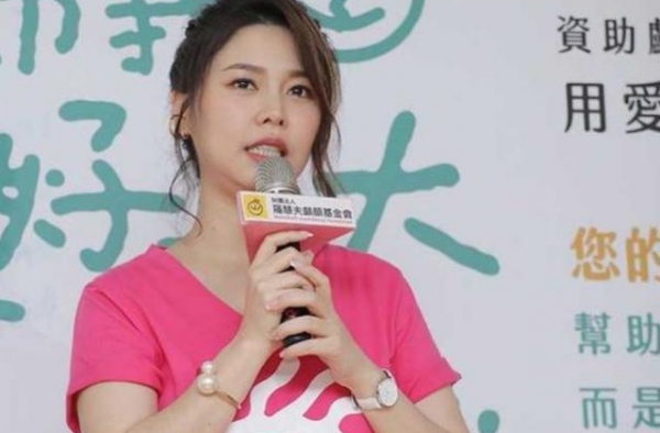 主持金钟被胡瓜肯定白家绮缓颊「报复性感言」