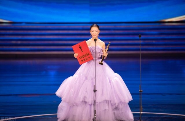 90后四小花旦重新排位，郑爽热巴连任，杨紫上位，周冬雨飞升