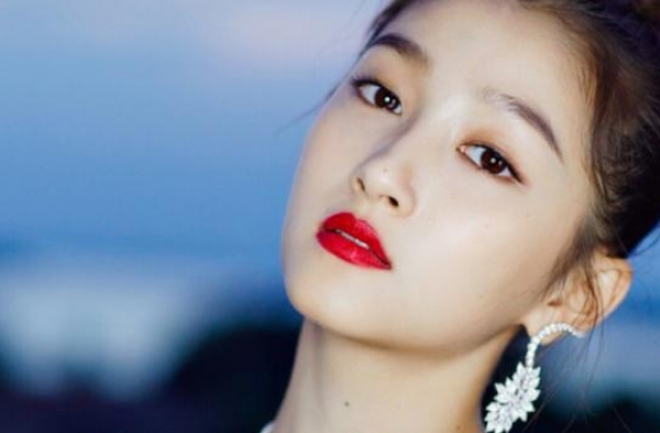 她演遍“天下母亲”，张艺谋嫌她不像演员，今76岁却无儿无女