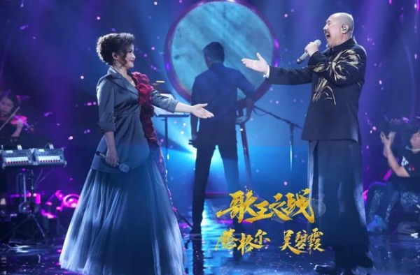 国家队下凡现场：“东方夜莺”中秋献唱，携女温馨演绎《广寒宫》