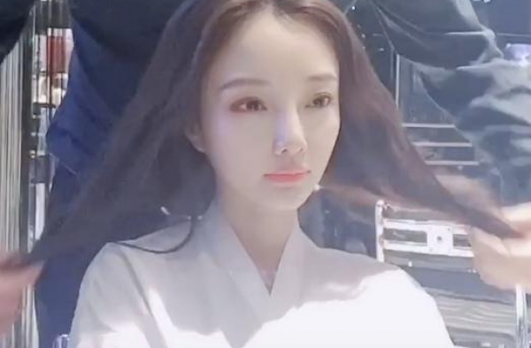 李小璐“做头发”视频曝光，马苏沦落到没戏拍，物是人非令人唏嘘