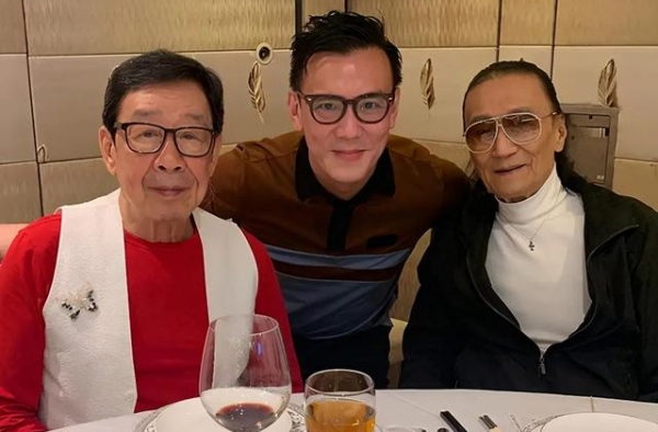 已走出谭炳文去世伤痛？谢贤胡枫聚会照片曝光，身体状态胜似小伙