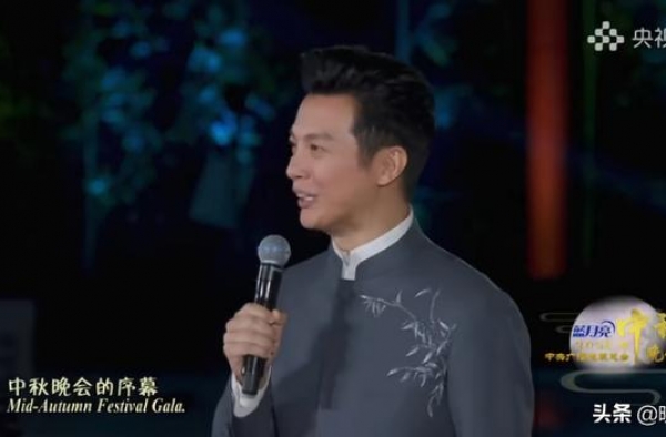 张泽群：中秋节为老母亲献上家庭秋晚，满满孝心有唱有跳有逗乐