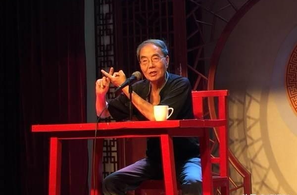 相声《搭档》阎笑儒尹寿山一对叔侄------麻子、傻子好搭档