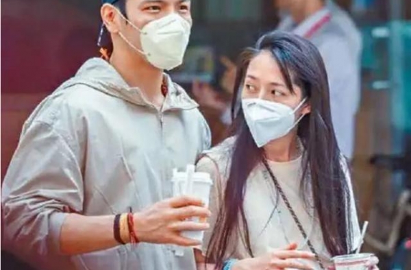 台媒曝郭碧婷产前72小时照片，三个月内将赴香港和向佐签字结婚