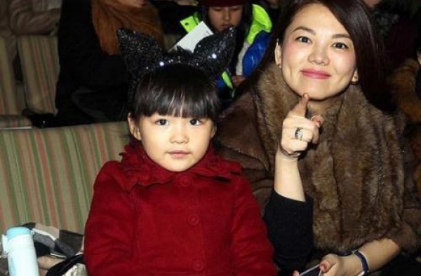 大S＂富养＂女儿，小S＂穷养＂女儿，多年后两个孩子差距很明显