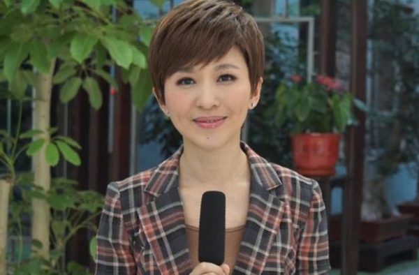 欧阳夏丹：父亲病逝，母亲患癌，如今孑然一身