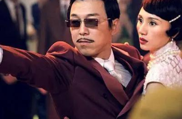 黄渤老婆比黄渤还像黄渤？网友：黄渤娶了自己
