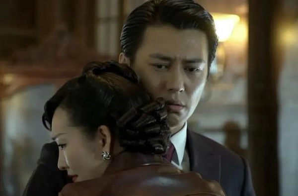 在“假靳东”背后，藏着多少被嫌弃的女人的一生