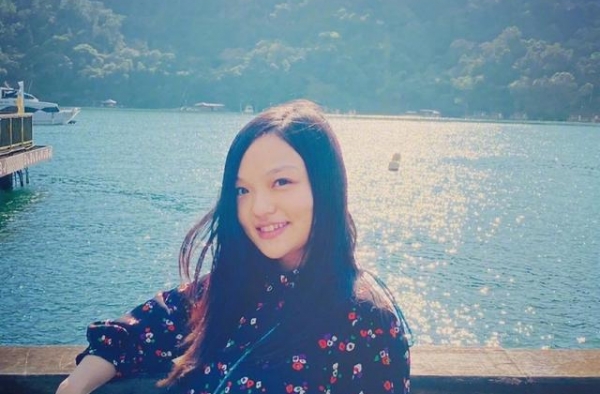 喜事连连！吉娜官宣怀孕，徐佳莹挺孕肚出游，预产期预计在12月