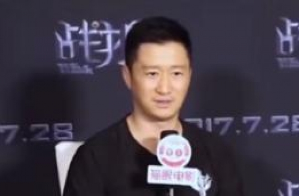 吴京告诫女孩子不要轻易进入娱乐圈，看到这些照片心惊胆战