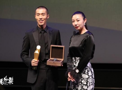 《野马分鬃》周游平遥获肯定 疾风野马少年奔腾