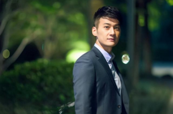 戏里一往情深，戏外却是“劈腿”渣男，离婚后还手撕前妻毫不留情