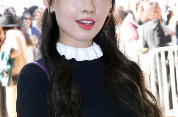 郭碧婷的刘海造型原来美成这样，不仅看着年轻不少，还有名媛感