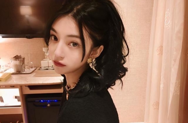 心动的信号：陈延迪晒女友侧脸照，与姚沐希划清界限，总算官宣了