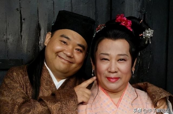 侯震为何宁肯得罪二叔侯耀华，也要力挺郭德纲？老郭确实够义气