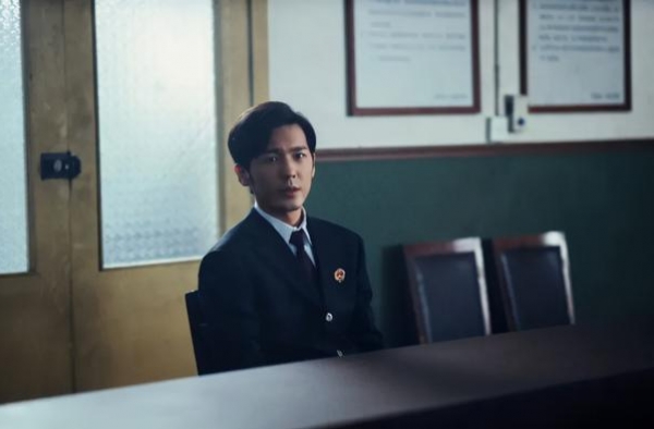 女版《白夜追凶》，这部国家级悬疑片太真实了