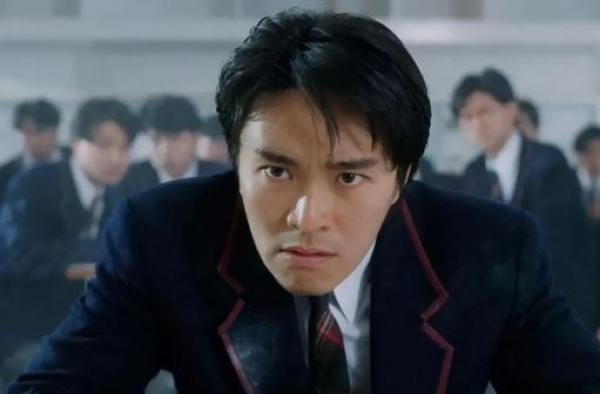 《功夫》幕后冷知识，周星驰气走了洪金宝，包租婆陪人试镜被选中