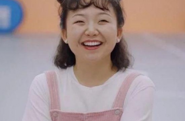“SSS级演员”辣目洋子告诉你，不美不瘦的女孩也可以变得耀眼