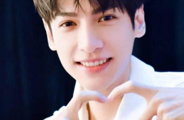 杨洋、罗云熙、李诚儒、周震南、唐嫣、杨紫、热巴、杨幂、郑爽