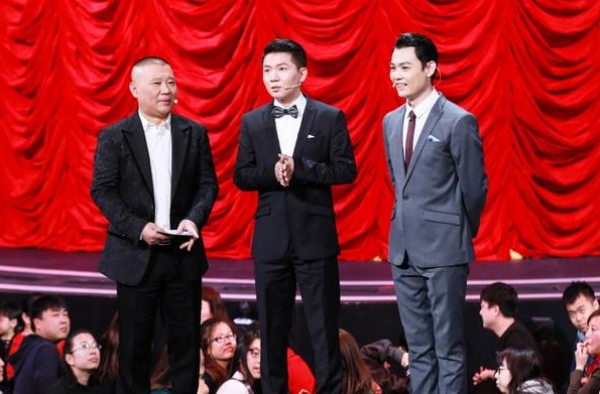 被人打破相上了热搜，苗阜终于发文回应，这份气节倒挺像郭德纲