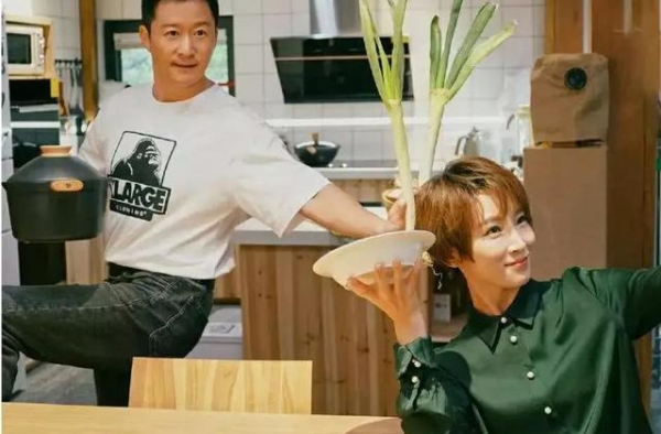 谢楠坦言和吴京结婚后丢了好多朋友：基层女性需要谨慎对待婚姻