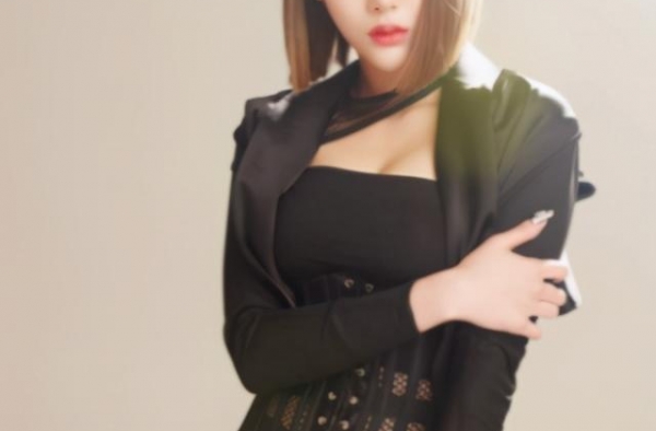 29岁女星被告诈骗5000万韩元，今年刚出道，因身材火辣走红