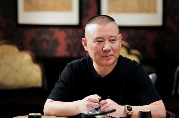 说郭德纲坏话还能进德云社？因老郭不涨工资离开，没钱求着要回来
