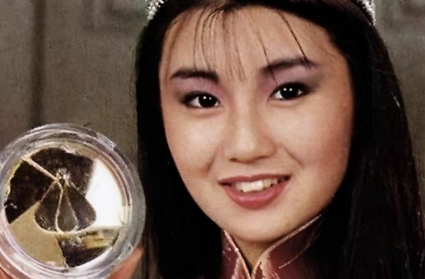 张曼玉电影生涯的3个阶段：从没喜欢过自己，到好像再也不会痛了