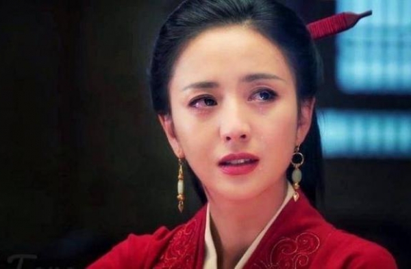 佟丽娅陈都灵首度合作，一个37岁演西施，一个27岁扮郑旦