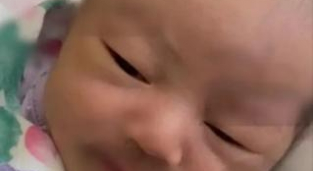 破纪录！钢琴大师刘诗昆81岁高龄喜得女，小36岁妻子晒正面照