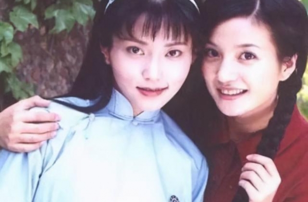 她去世已经11年，富豪前任已经结婚生子，却一直默默照顾她父母