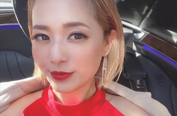 苍井空晒照庆20岁生日：评论太没品！我看到了她的人生计划