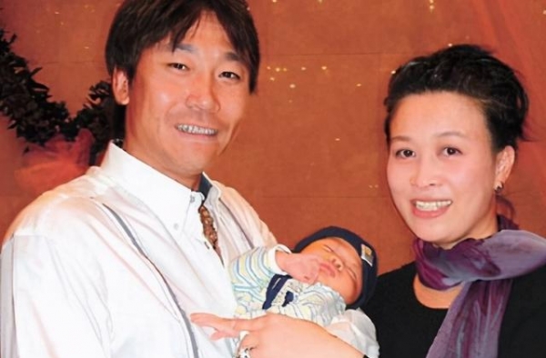 那英前男友高峰情史混乱，不仅和王纳文有联系，甚至还有了孩子
