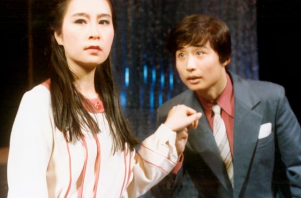 “豹子头”林冲：抛弃高龄产子的奚美娟，转身娶琼女郎，渣男？